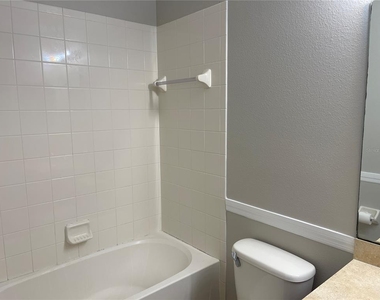 3930 Port Sea Place - Photo Thumbnail 13