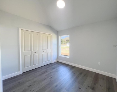 3724 Se 130th Place - Photo Thumbnail 3