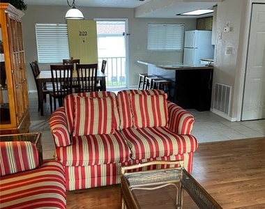 2777 N Poinciana Boulevard - Photo Thumbnail 6