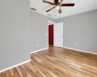 1444 Swift Court - Photo Thumbnail 6