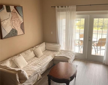 7637 Heritage Crossing Way - Photo Thumbnail 1