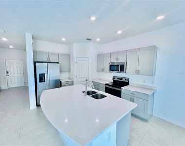 1288 Lago Vista Court - Photo Thumbnail 6