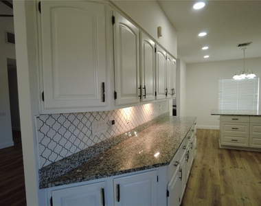 755 S Narcoossee Road - Photo Thumbnail 15
