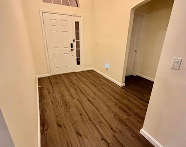 15545 Markham Drive - Photo Thumbnail 1