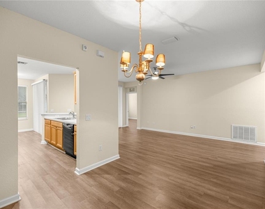 4555 Sw 52nd Circle - Photo Thumbnail 16