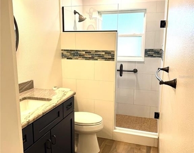 1701 Sw 29th Terrace - Photo Thumbnail 9