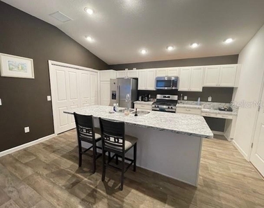 5541 Goodman Court - Photo Thumbnail 9