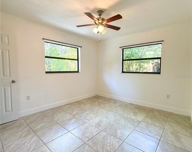 1302 Se 18th Place - Photo Thumbnail 25