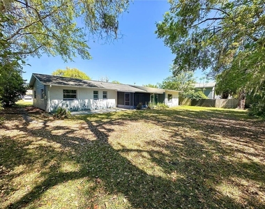 1302 Se 18th Place - Photo Thumbnail 28