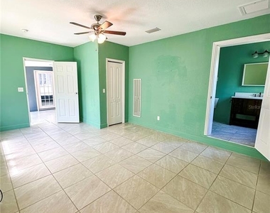 1302 Se 18th Place - Photo Thumbnail 13