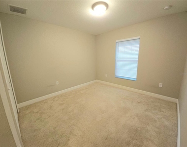 106 Marion Oaks Pass - Photo Thumbnail 12