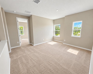 16406 Lone Oak Circle - Photo Thumbnail 13