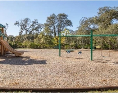 4296 Blackshear Court - Photo Thumbnail 16