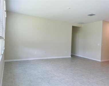 4296 Blackshear Court - Photo Thumbnail 8