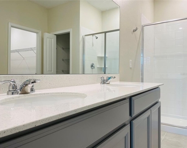 4296 Blackshear Court - Photo Thumbnail 9
