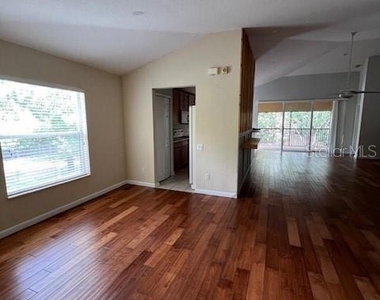 2511 Metro Sevilla Drive - Photo Thumbnail 3