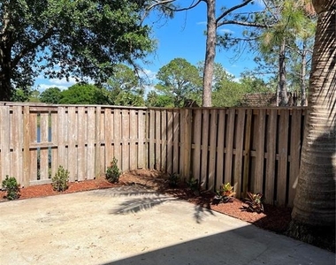 5305 Bamboo Court - Photo Thumbnail 5