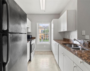 3701 Conroy Road - Photo Thumbnail 3