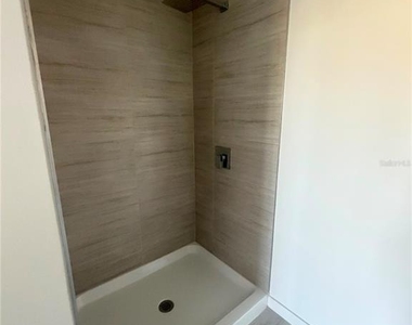 5579 Millenia Park Boulevard - Photo Thumbnail 6
