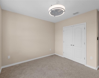 1461 Olive Court - Photo Thumbnail 14