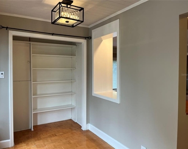 421 E Miller Street - Photo Thumbnail 24