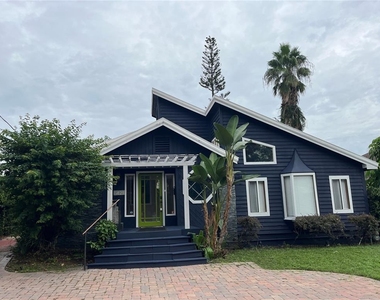 421 E Miller Street - Photo Thumbnail 9