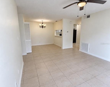 5225 Via Hacienda Circle - Photo Thumbnail 16