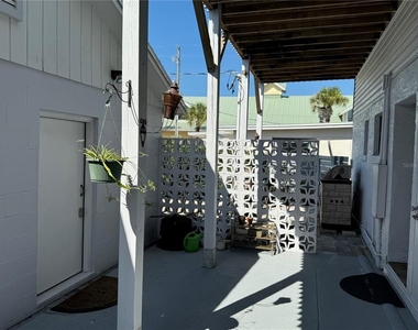 834 E 25th Avenue - Photo Thumbnail 15