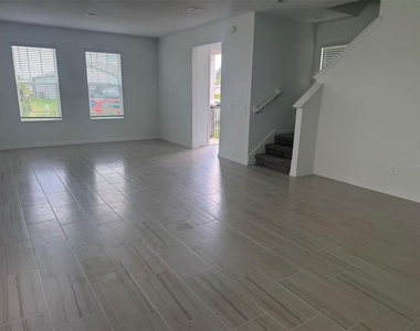 4646 Homestead Trail - Photo Thumbnail 8