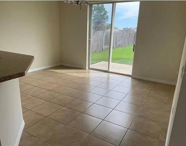 827 Battery Pointe Drive - Photo Thumbnail 6