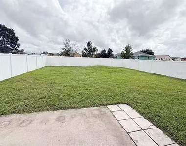 827 Battery Pointe Drive - Photo Thumbnail 16
