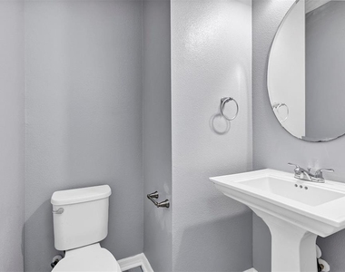 312 Rustic Loop - Photo Thumbnail 14