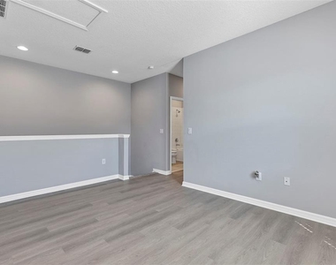312 Rustic Loop - Photo Thumbnail 15