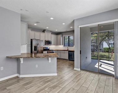 312 Rustic Loop - Photo Thumbnail 8
