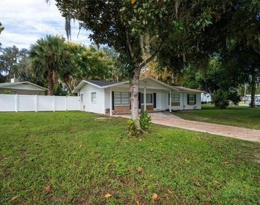 6808 Fern Circle - Photo Thumbnail 1