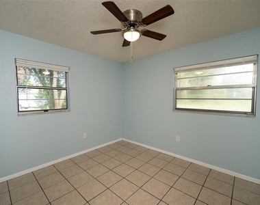 6808 Fern Circle - Photo Thumbnail 8