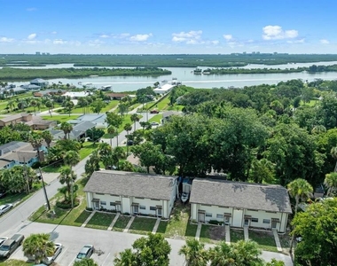 118 Hardin Place - Photo Thumbnail 1