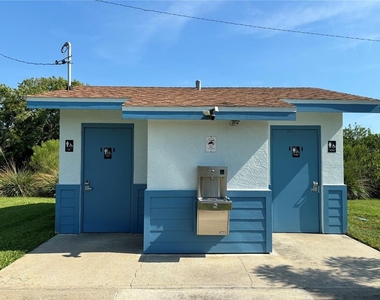 118 Hardin Place - Photo Thumbnail 16