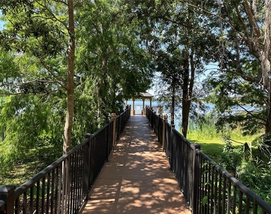 1408 Lake Shadow Circle - Photo Thumbnail 15