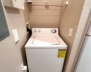 6177 Metrowest Boulevard - Photo Thumbnail 18