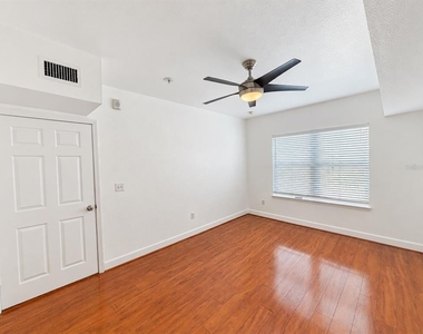 204 E South Street - Photo Thumbnail 13