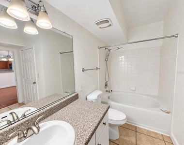 204 E South Street - Photo Thumbnail 12