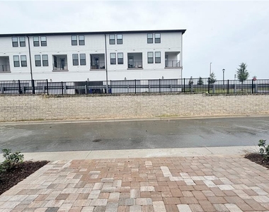 15105 Groveside Road - Photo Thumbnail 9