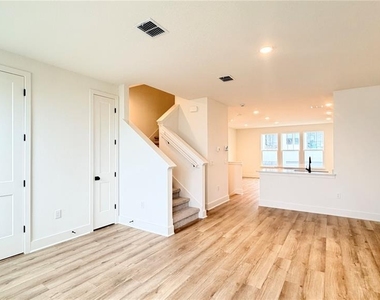 15105 Groveside Road - Photo Thumbnail 16