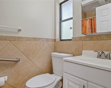 5717 Lawndale Road - Photo Thumbnail 23