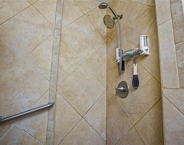 5717 Lawndale Road - Photo Thumbnail 25