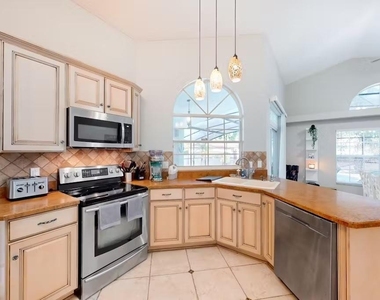 102 Titan Drive - Photo Thumbnail 25