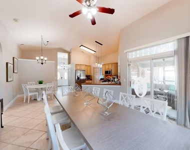 102 Titan Drive - Photo Thumbnail 13