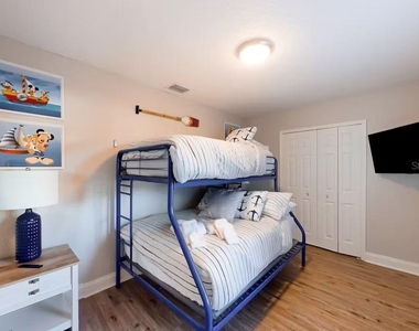 102 Titan Drive - Photo Thumbnail 35