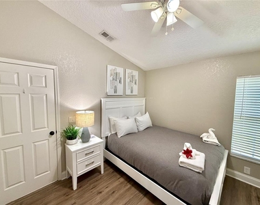 102 Titan Drive - Photo Thumbnail 62
